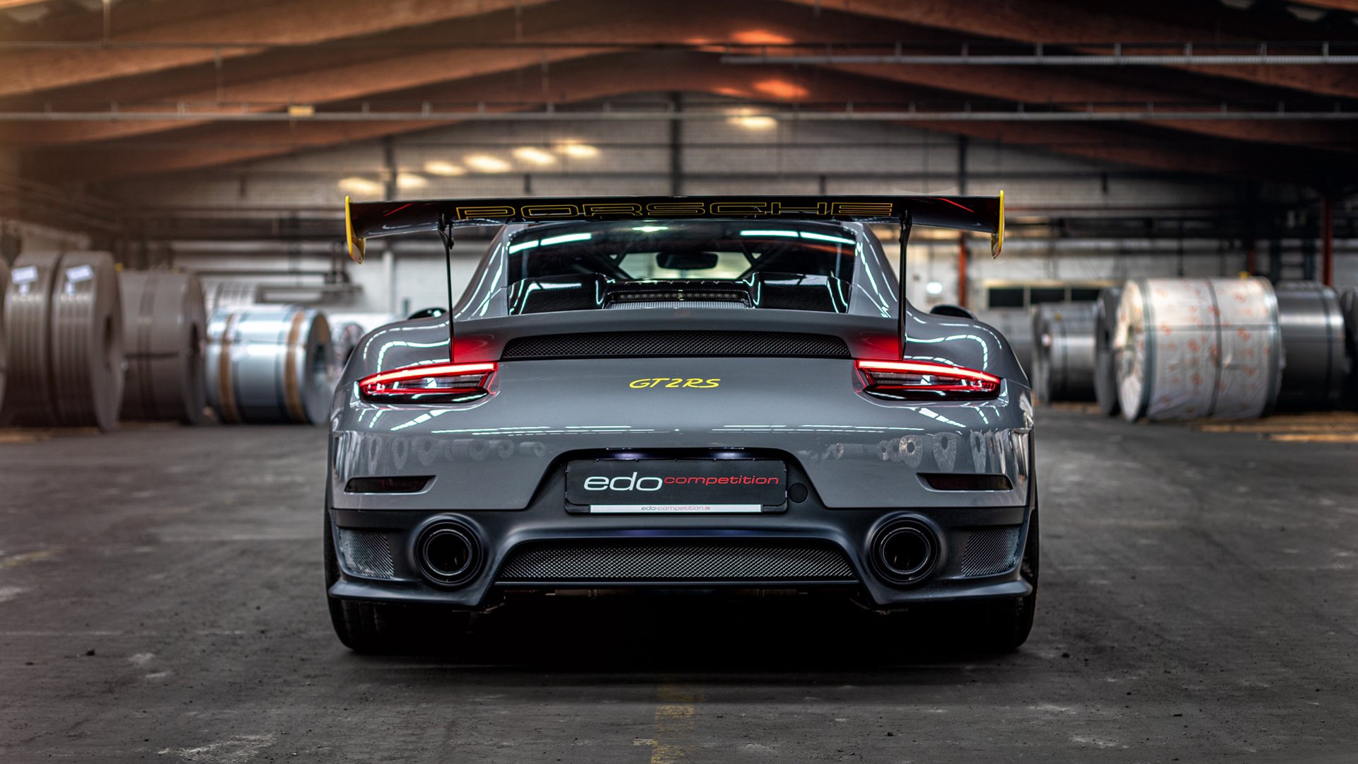 庞蒂决赛全程保持领先优势,庞蒂克1967