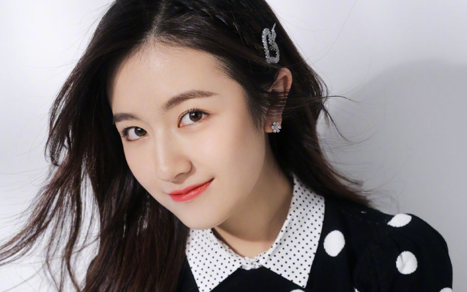 橄榄球冠军锦标赛：南半球四强赛场上演精彩角逐，橄榄球比赛2021